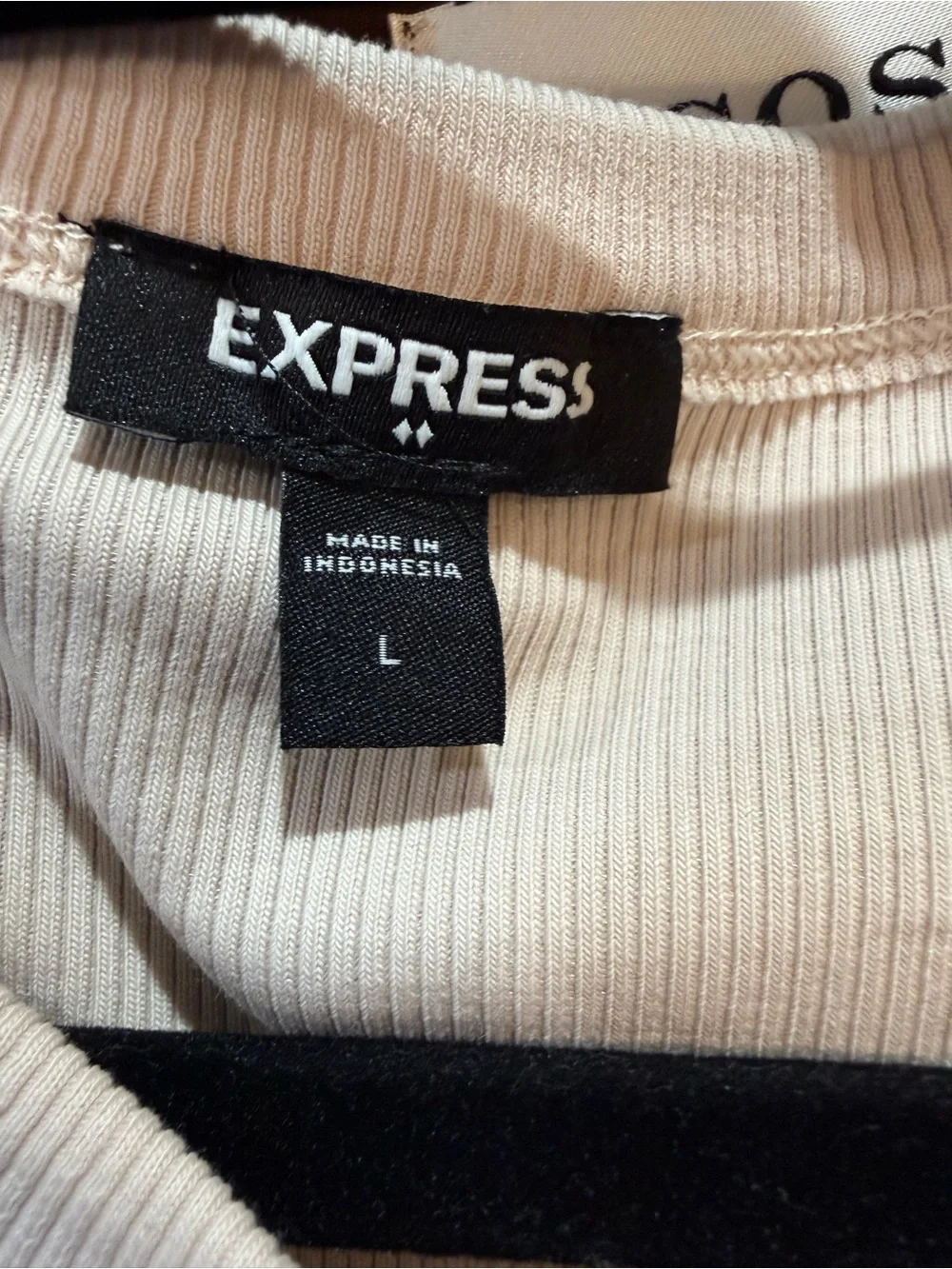 Express Cream Ruffle-Sleeve Tank Top - Picture 2 of 3